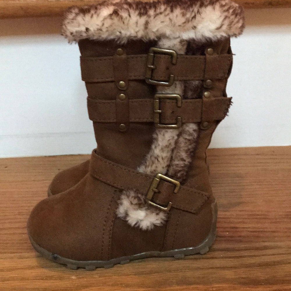Size 6 toddler boots
